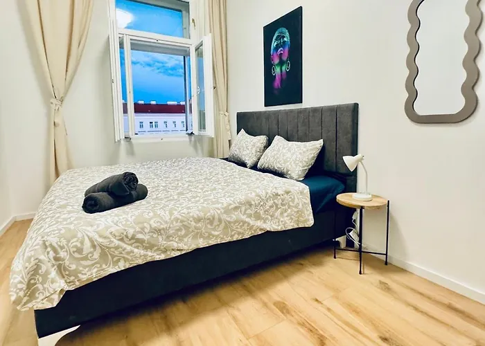 Apartment 4br Shared Vienna