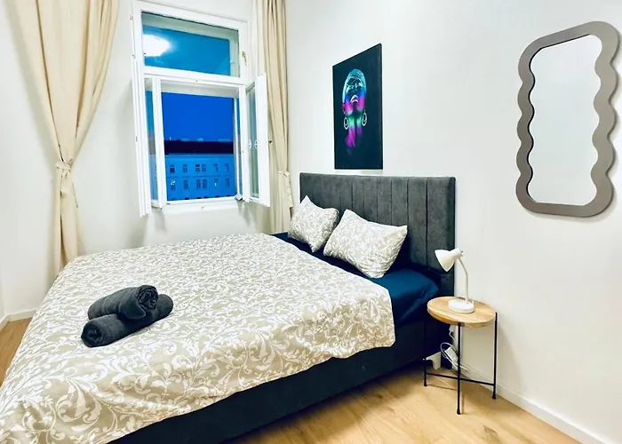 4br Shared *