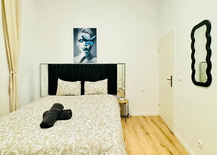 Apartment 4br Shared Vienna